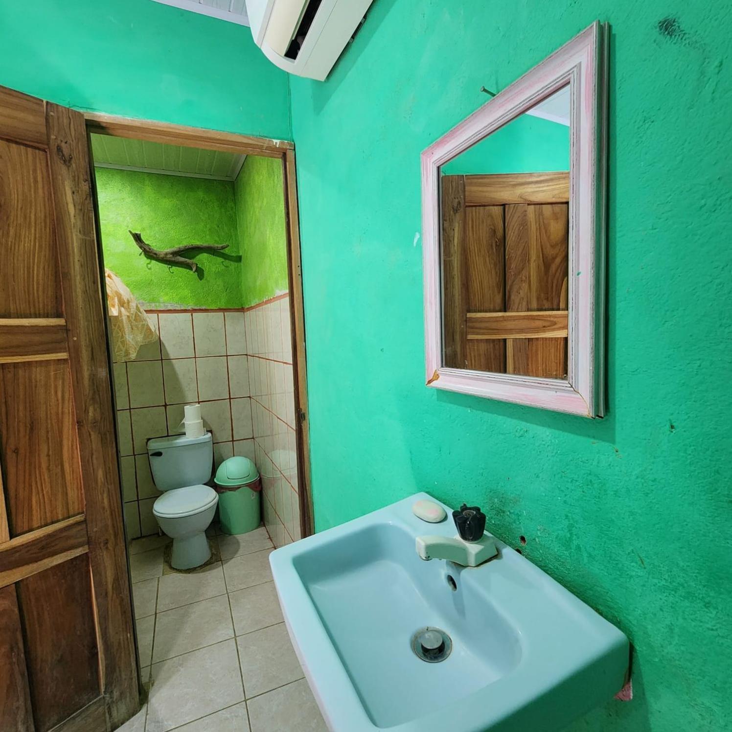 La Cascada Hostel & Restaurant Rivas Bagian luar foto